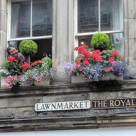 Royal Mile Apartment, 1 Minute From The Castle. 爱丁堡 外观 照片
